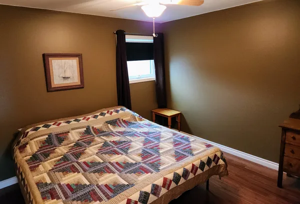 Upstairs bedroom 1